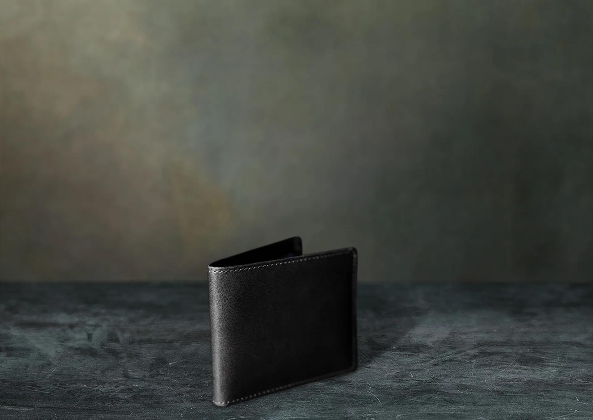 Slim Bifold - Black view 3