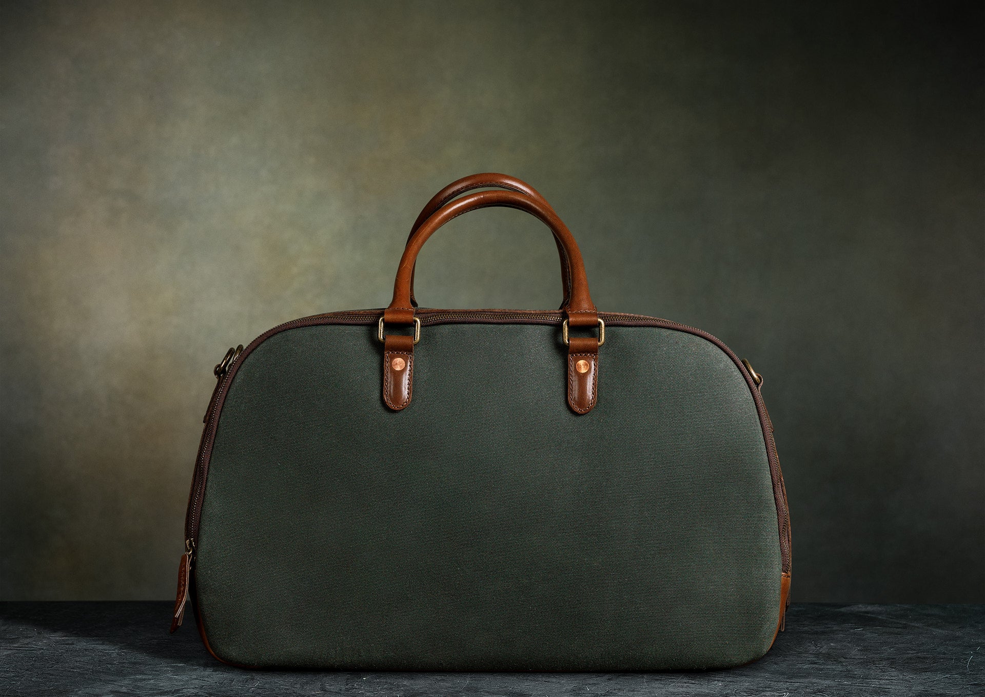 Weekender (Archive Edition) alternate view